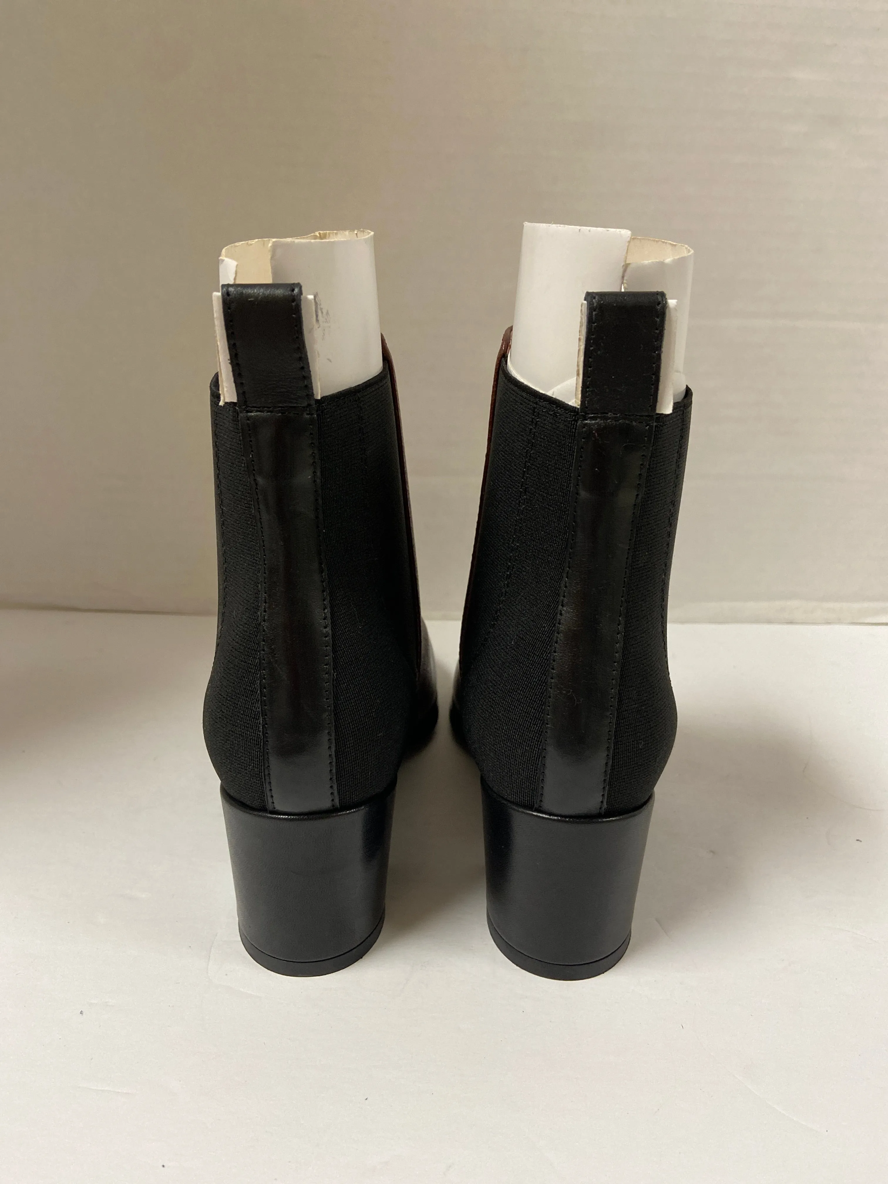 Boots Ankle Heels By Clothes Mentor  Size: 7.5