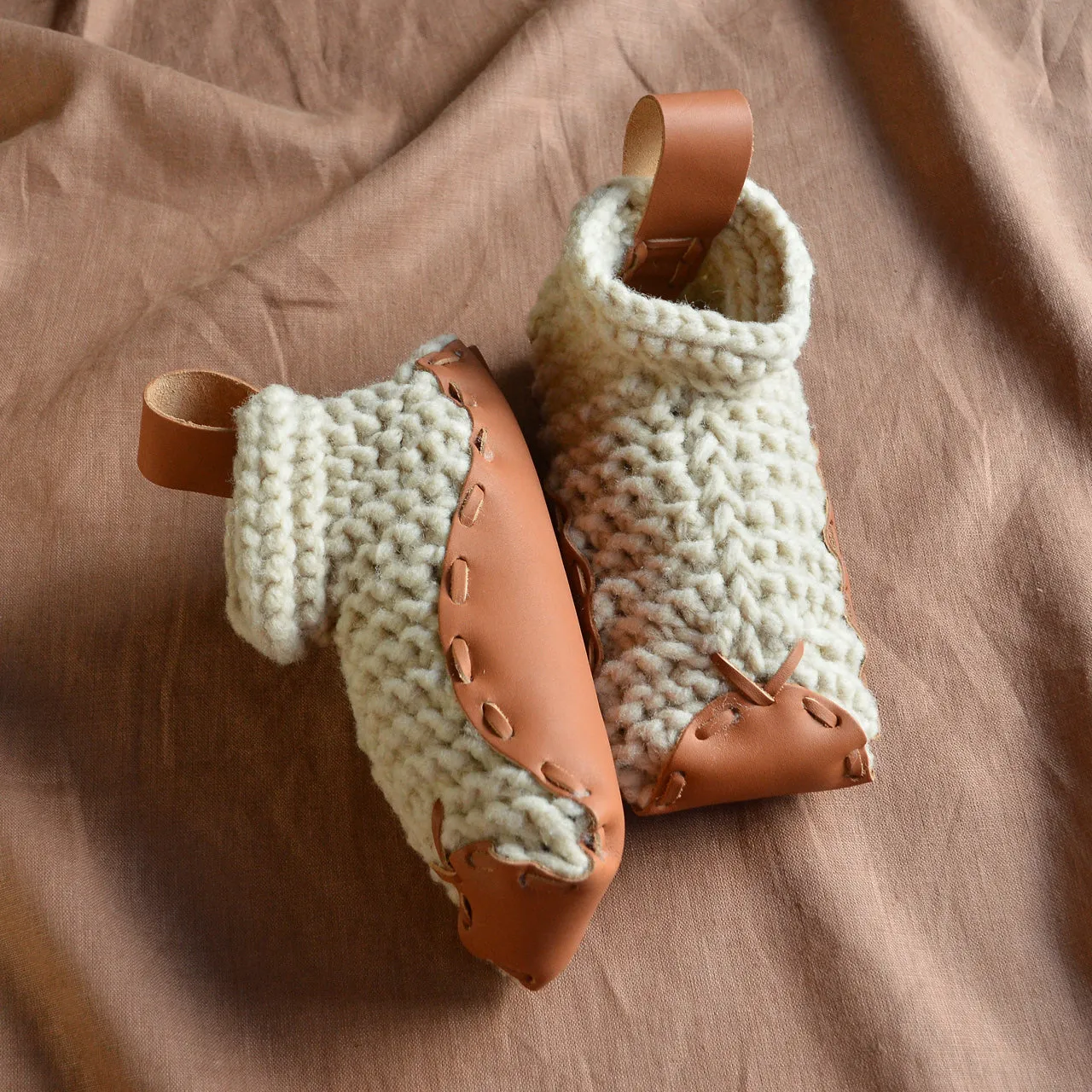 Chilote Slippers - Wool & Veg Tanned Leather - (Adults)