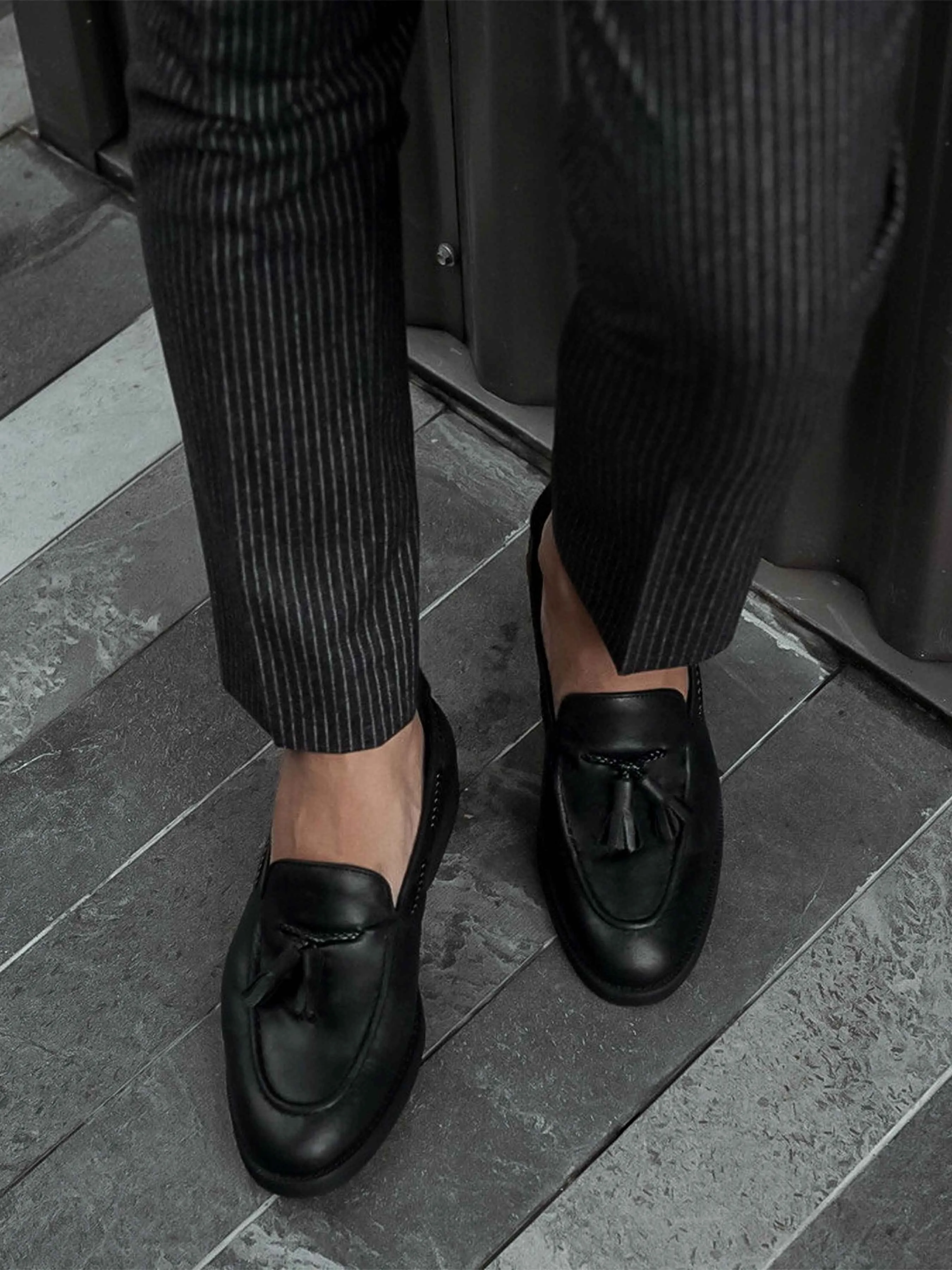 Tassel Loafer - Black Leather (Crepe Sole)