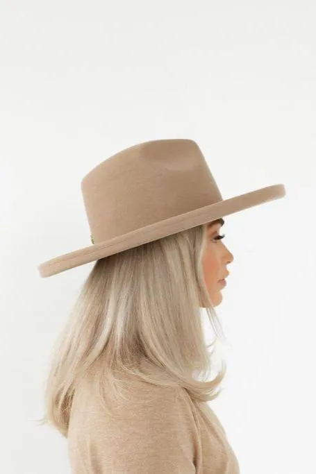 The Cara Loren Pencil Brim Hat - Tan BLEMISHED