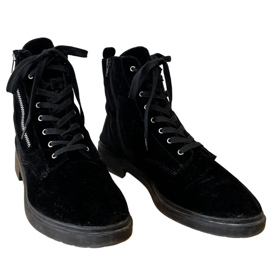 velvet combat boots - size US 11